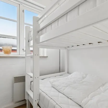Apartmán Yaris - 4-5km From The Sea By Interhome *